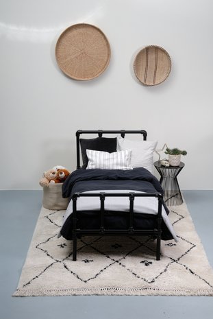 Juniorbed zwart